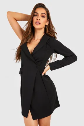 Robe blazer à épaule dénudée